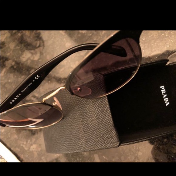 PRADA SUNGLASSES - Picture 3 of 5